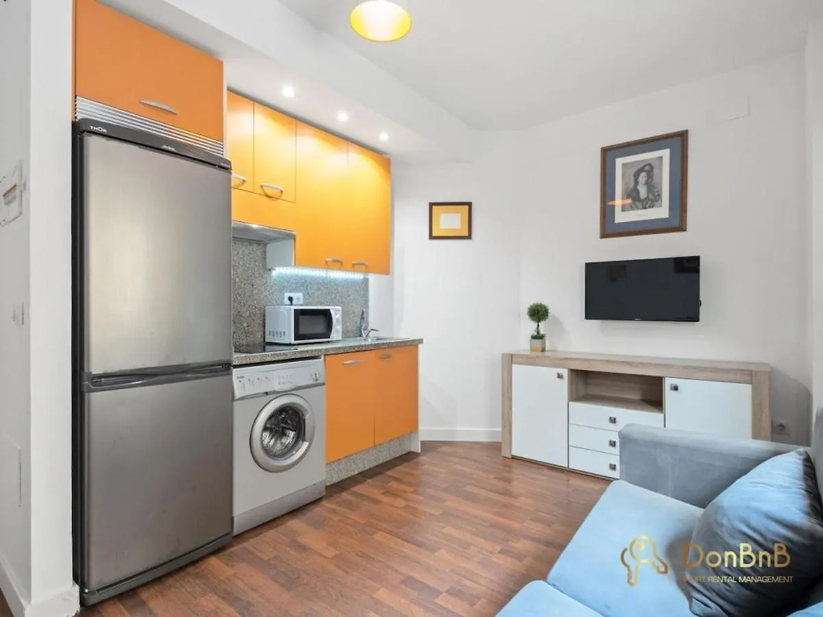 Central Malaga Flat With Wifi